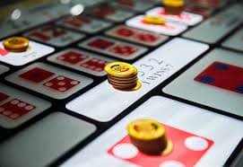 Pengguna sedang melakukan proses deposit dengan panduan lengkap di layar smartphone